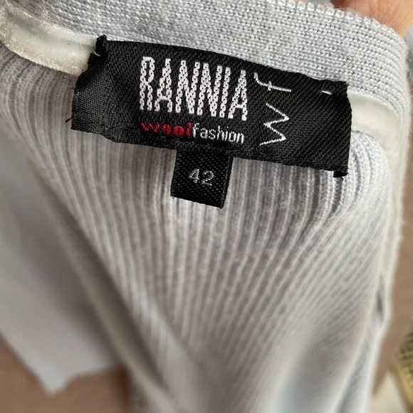 2 pc light blue twin-set. 100% wool. - Picture 6 of 6